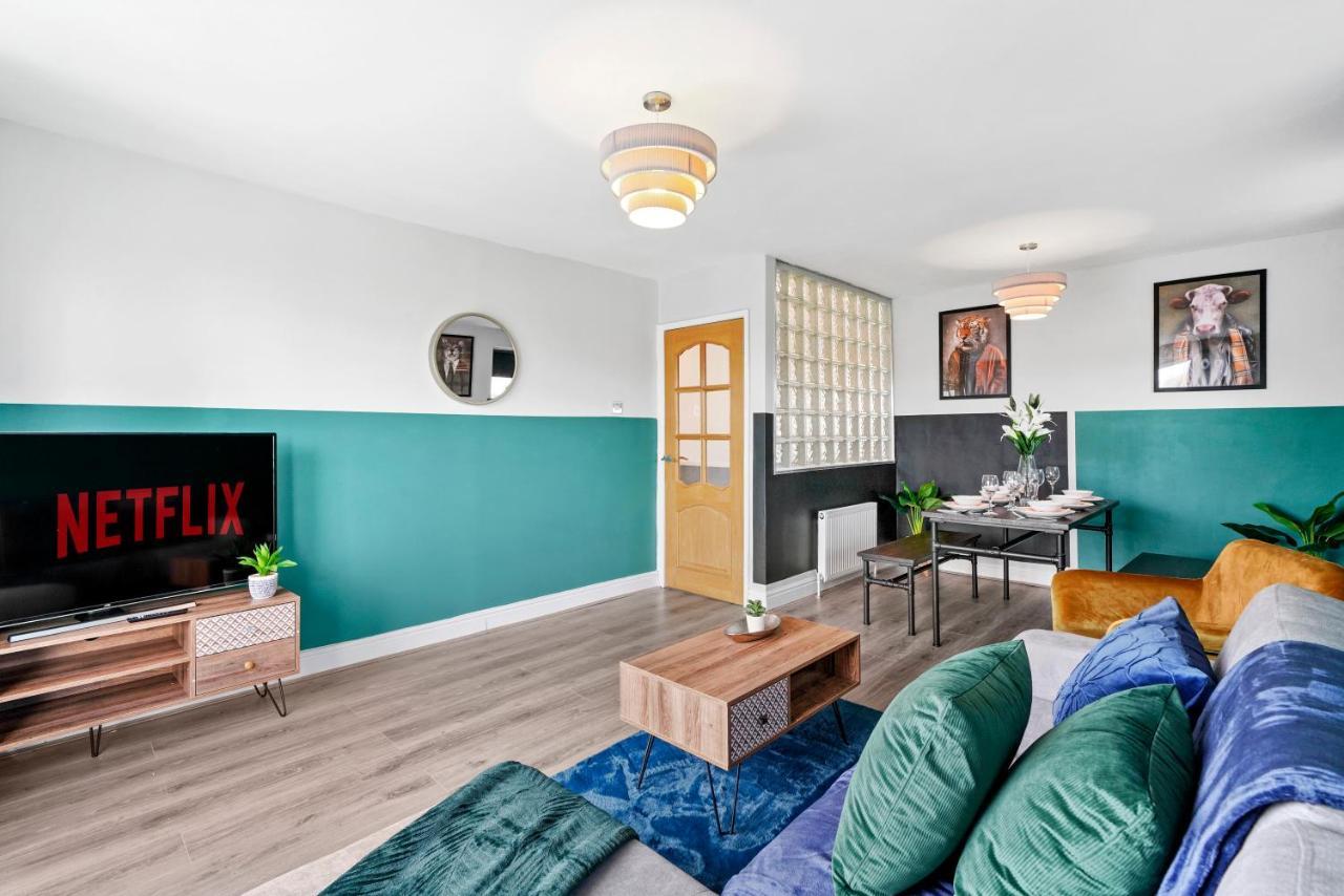 The Stylish Warwick Abode - Balcony - Garden Villa Leek Wootton Eksteriør bilde